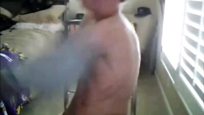 Cute Amateur Tech Boy Porn: No Sound JERKS OFF