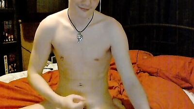 Gangbang with My Toy: A Gay Web-Cam Experience