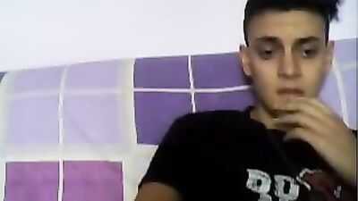 Cumming for Cash: Twink Web-Cam Fun!