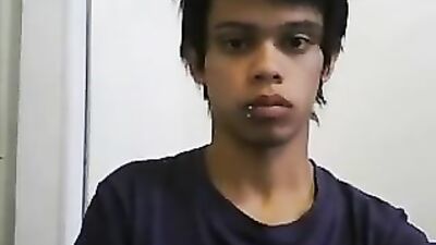 Gay Twink Justin: The Ultimate Amateur Experience