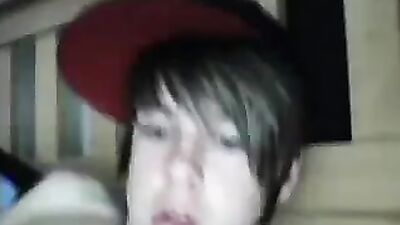 Young Web-Cam Solo Show: Cumming for Tommy!