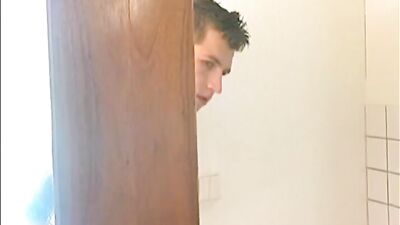 Bare Skaters: Hardcore Cum Shots!