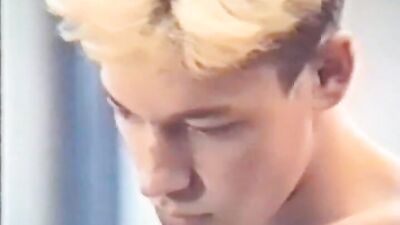 Sexy Garage Boys: Vintage Gay Porn Revisited!