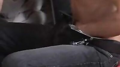 Boys love bareback action - The hottest boys get down and dirty!