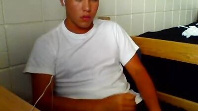 Jack off Solo: Hardcore Gay Porn Thrills!