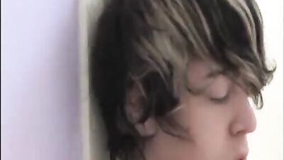 Solo Boyz #43: Hottie Strips and Jerks Off!