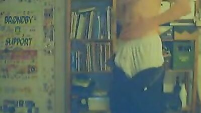 18 Wanking on Cam - Gay Porn Action