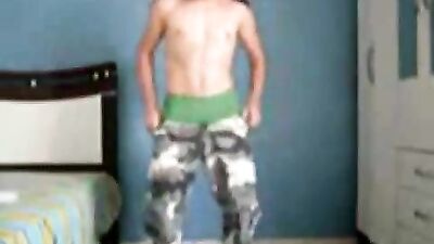 Gogoboy Fabricio Returns in Solo Gay Porn Video