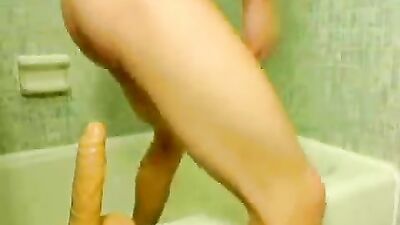 Cute Twinks Dildo Ride on Bath Tub! Gay Fetish Porn