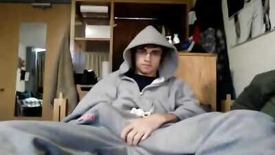 Web-Cam Sexcapades with Sexy Fit Lad - Wanking and More!