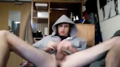 Web-Cam Sexcapades with Sexy Fit Lad - Wanking and More!