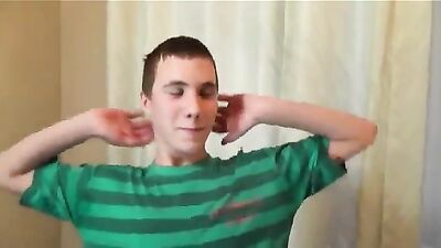 Russian Smoothie Cums for You: A Solo Performance by Niels