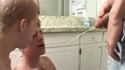 CUM AFTER GOLDEN SHOWER: Cumshot Delight