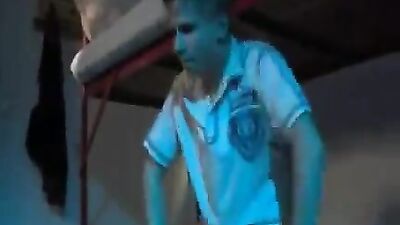 Cum Eating Threesome: Wild Bareback Sex with Huge Cocks!