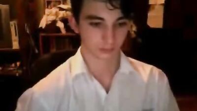 Web-Cam Twink Exposed in Private Show!