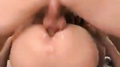 Hot Bareback Session: The Ultimate Gay Porn Experience!