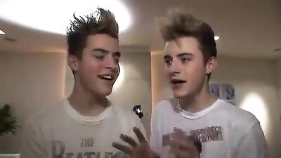 Jedwards Twins - Double Action: A Gay Porn Video with Twisted Passion and Sensuality!
