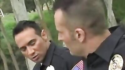 Gangbang Police : The Ultimate Group Sex Experience