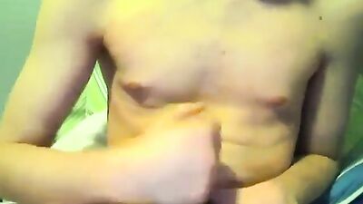 Shaved Twink Cock-Wank for You: Steamy Solo Show!