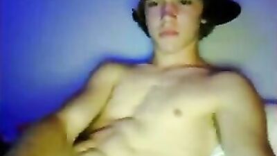 Cum Lovers Unite! Amateur Gay Porn Video