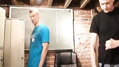 Bareback Anal Invasion: Shove it up my ass and fill me to the brim!