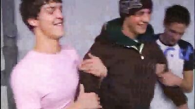 DoubleFuck In Threesome Bareback: Revenge of the Horny Hotties