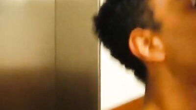 Elevator Kiss and Cum: Amateur Public Outside!