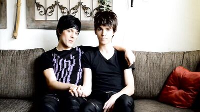 Emo Web-Cam Action Cum Shots - The Ultimate Gay Porn Experience!