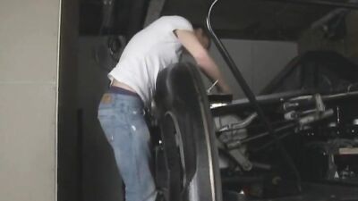 Bareback Cum Shots! Fucking The Cute Repairman Boys Porn