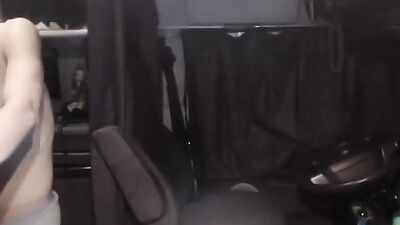 Truckers Boys Porn: Amateur Cum Shots Web-Cam Alone in the Truck