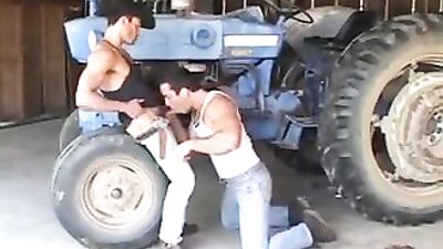 Mechanics Tool Action: Hardcore Gay Porn Video!