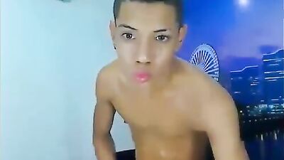 Columbian Web-Cam Love: The Ultimate Gay Porn Experience!