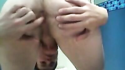 Young Jerk: Tom Haydens Boy Toy!