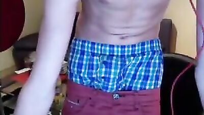 Nicks Fun Cum Show - A Gay Porn Adventure!