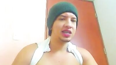 Hung beanie cap thug: Raw and Uncut Amateur Gay Porn