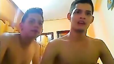 Gay Amateur Bareback Couple Webcam - Cuties in Action @ LocalAmateurSexTube