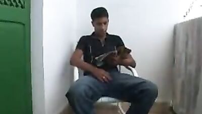 KARIMS SQUIRTZ: The Ultimate Gay Solo Experience