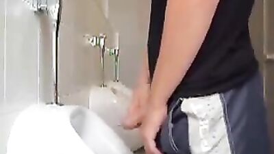 Gay Amateur Showdown - Revenge of the Newbies