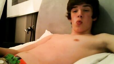Super Sexy Cum Boy - Web-Cam Adventures
