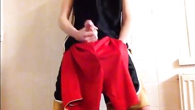Gym Short Jacking: The Search for Amature Porn