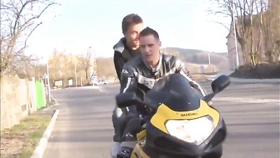 BAREBACK DOUBLE PENETRATION: Action-Packed Gay Porn Adventure!