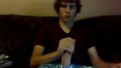 Redhead wank- GOTO AMATEURXVIDS.COM FOR FULL VIDEO