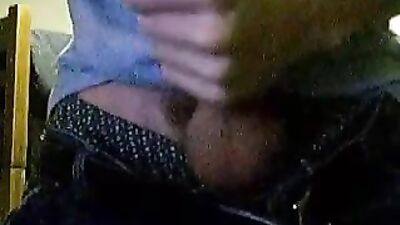 Gay Porn: David Cums And Licks - Amature!