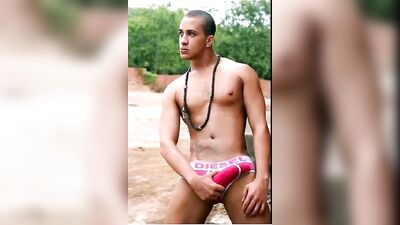 Hardcore Slid-Show Cocks: A Thrilling Ride of Biggest Manhoods!