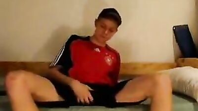 Young Cap Lovers: Love in the Making!