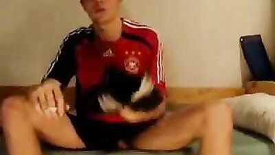 Young Cap Lovers: Love in the Making!