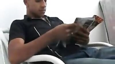 Stud jerking: Amateur Solo Porn Video!