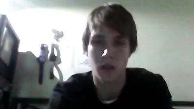 Big and Innocent with Ball-Playing: A Web-Cam Experience