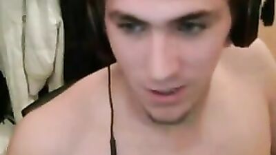 Twinks Lion Web-Cam Adventure