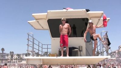 Fishtales + Bonds Quick Dry: An Exciting Gay Porn Adventure!